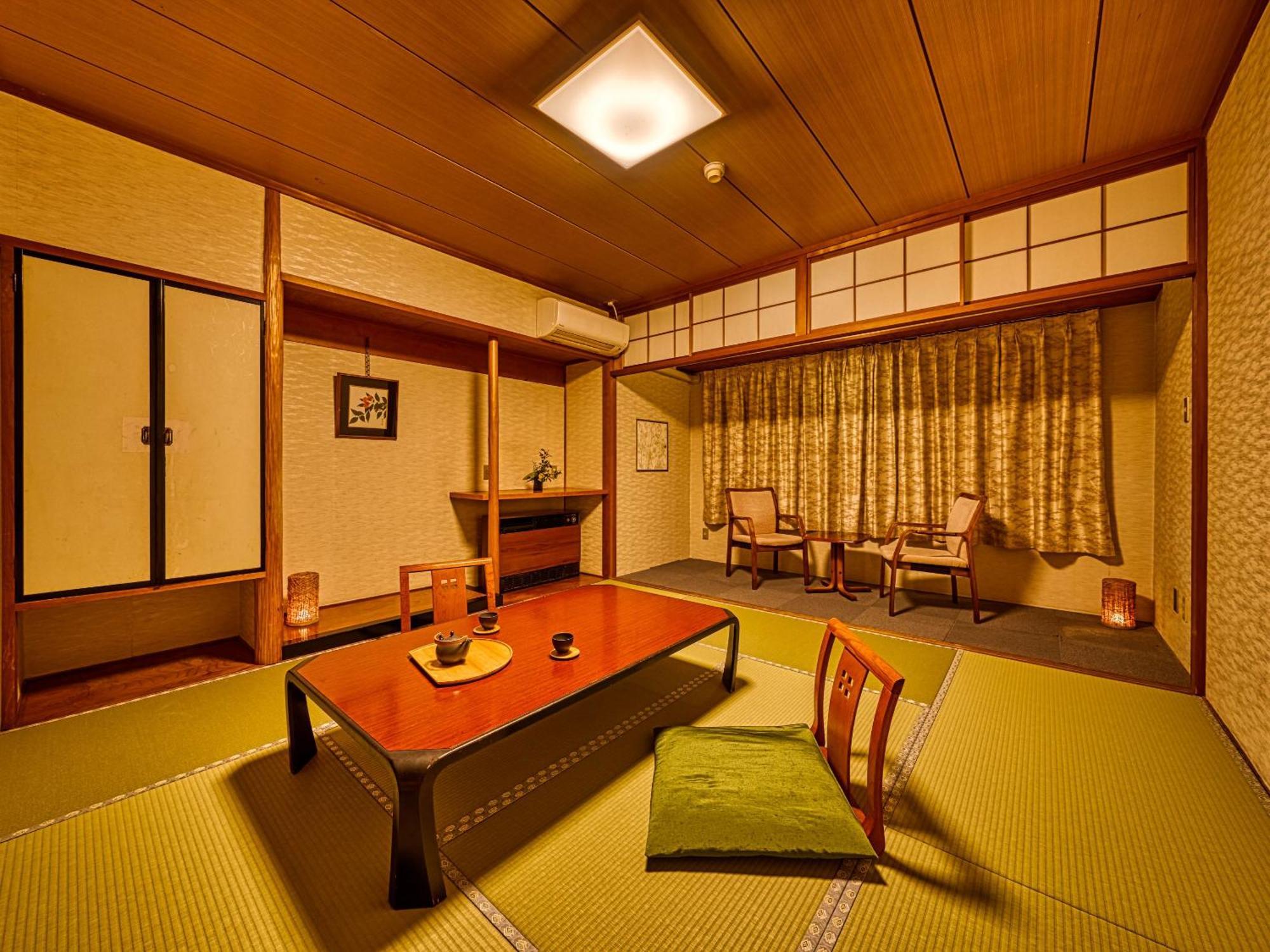 Ooedo Onsen Monogatari Enakyo Hotel ภายนอก รูปภาพ